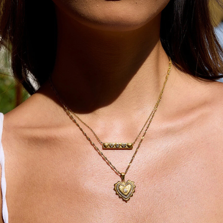 The Bar Necklace