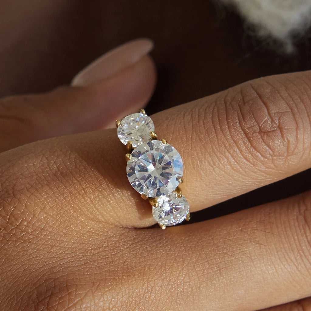 Hikari Luxe Stone Ring